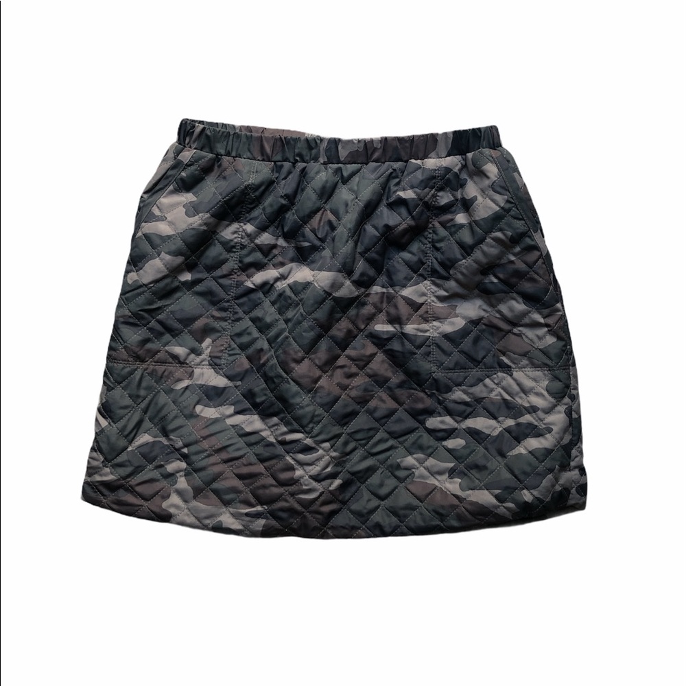 The cutest Crewcuts camo skirt size 12.